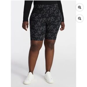 Terra and Sky Women’s Floral Charcoal W/Pocket Bike Shorts Size 2X NWT